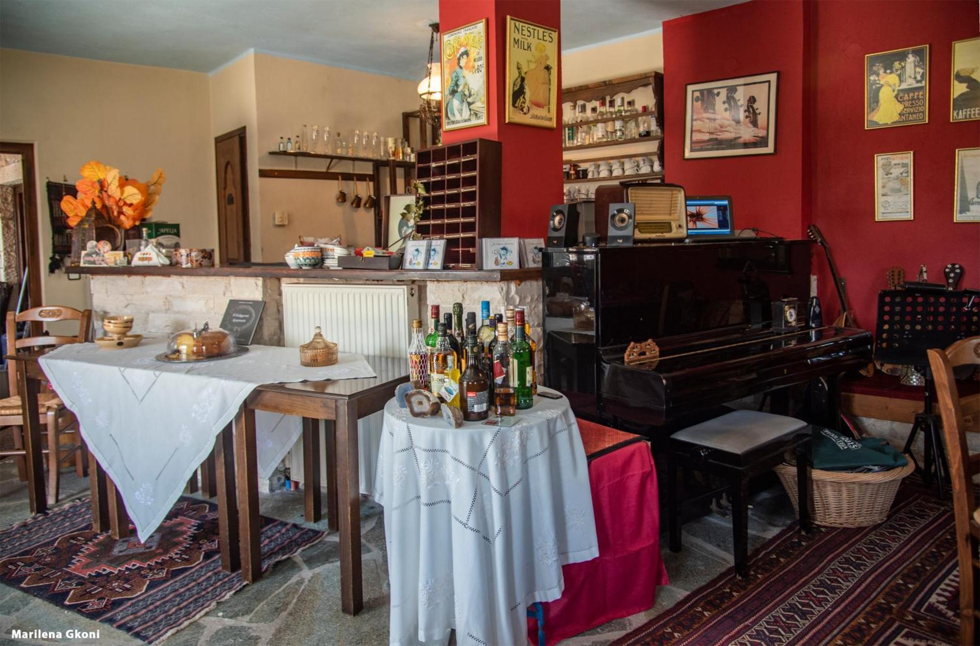 Hotel Petradi 1873 à Kalarítai Extérieur photo