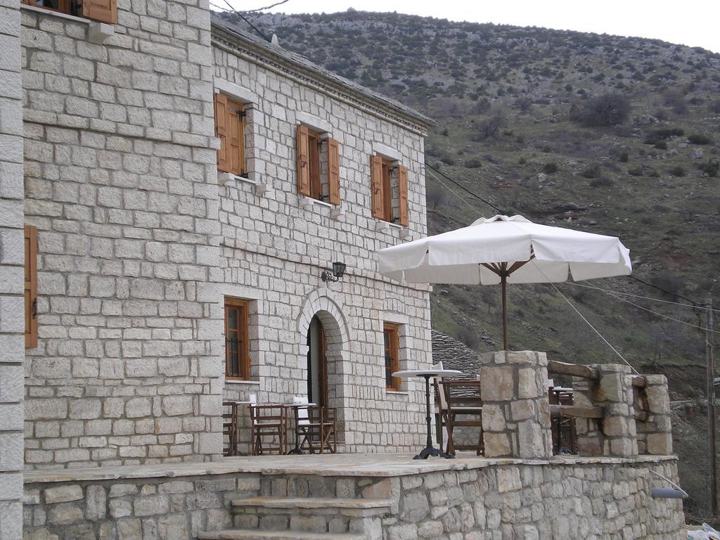 Hotel Petradi 1873 à Kalarítai Extérieur photo